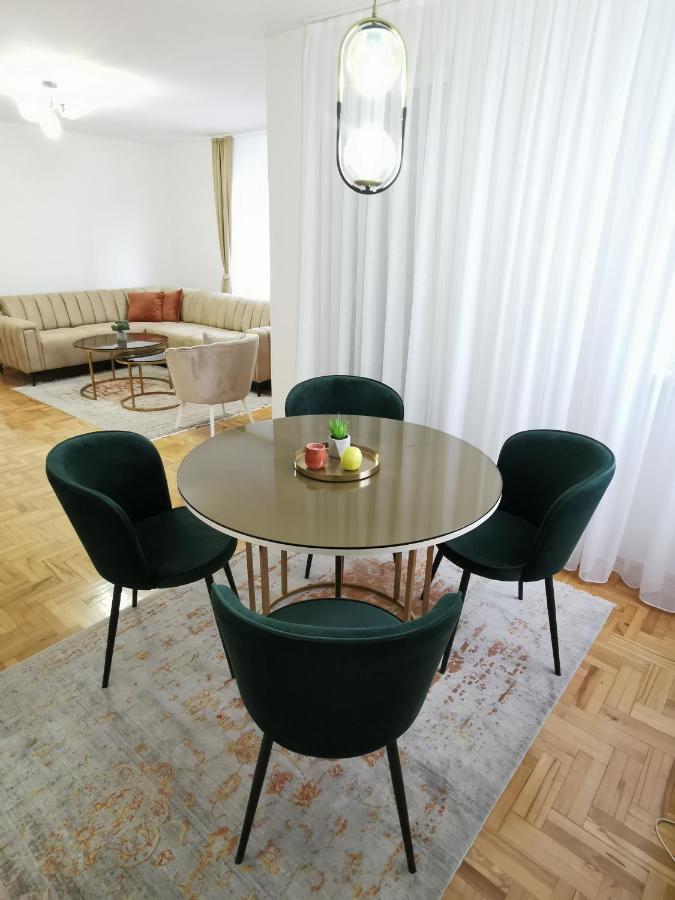 Family Apartment Тузла Екстер'єр фото